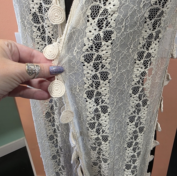 Vintage Fringe Bohochic Scarf Hippie Festival Cream Scarf Stevie Nicks - Picture 9 of 13